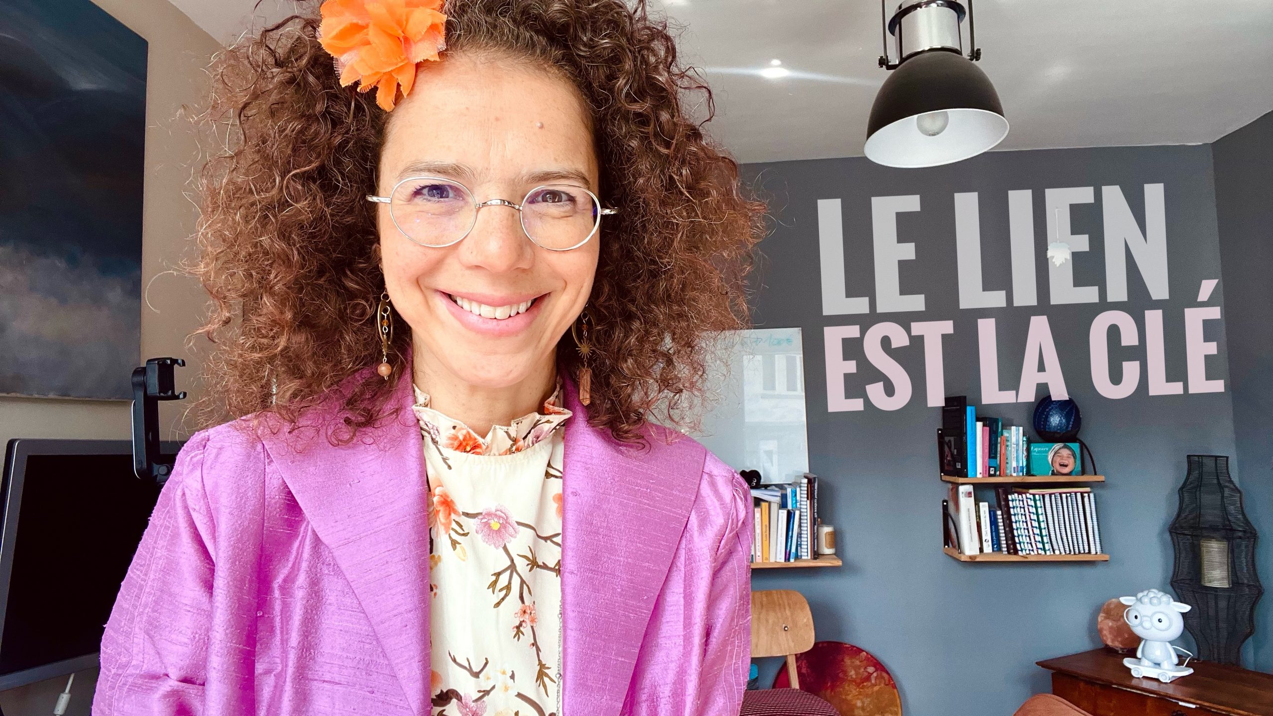 Le lien est la clé – Philosophie Hanane Risayindi Le lien est la clé : un rappel fondamental de la philosophie d’Hanane, qui place la relation humaine au cœur de toute communication.